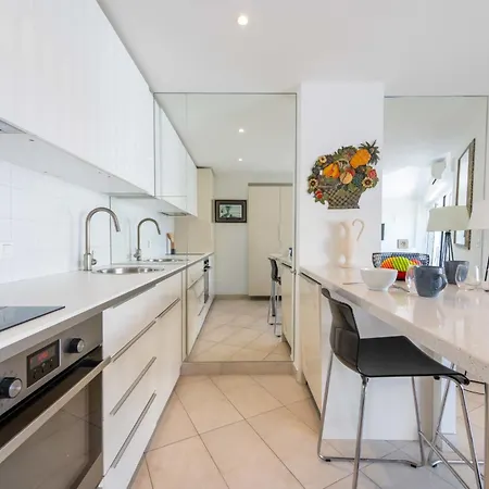 1-br Floor Pointe Croisette *